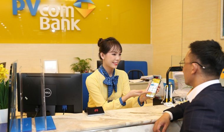 PVcomBank khuyến nghị khách hàng sớm cập nhật giấy tờ và xác thực sinh trắc học