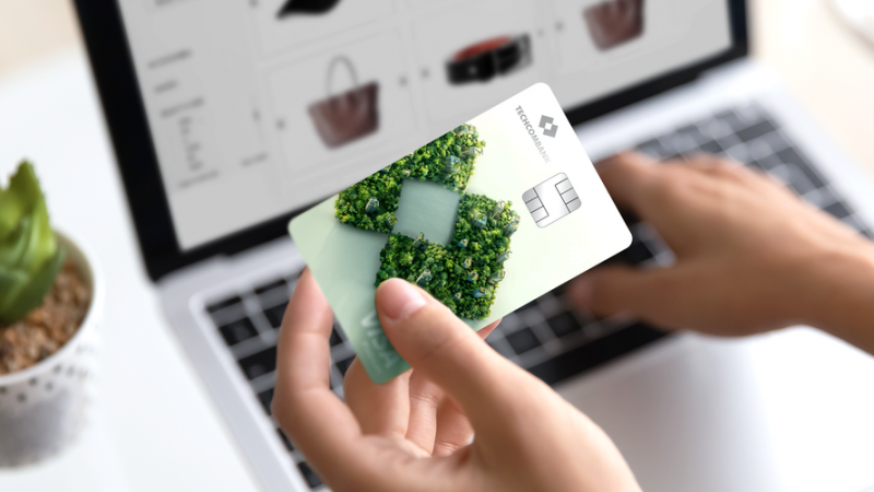 Techcombank ra mắt thẻ tín dụng Techcombank Visa Eco hoàn thiện bộ đôi thẻ xanh theo dõi dấu chân carbon đầu tiên tại Việt Nam