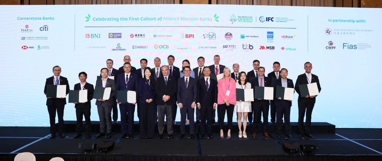 OCB gia nhập liên minh ngân hàng thương mại Xanh