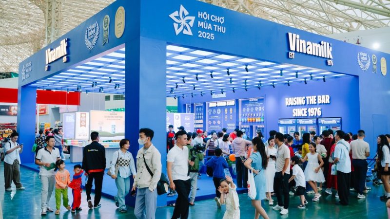 Vinamilk lan tỏa giá trị thương hiệu Việt tại Hội chợ Mùa Thu 2025