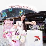 Đến Vincom dịp 20/10: Đi xe hoa hồng, tư vấn phong cách từ stylist, tận hưởng ngày hội “Chiều Nàng Như Ý”
